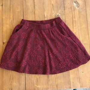 High waisted scarlet skirt